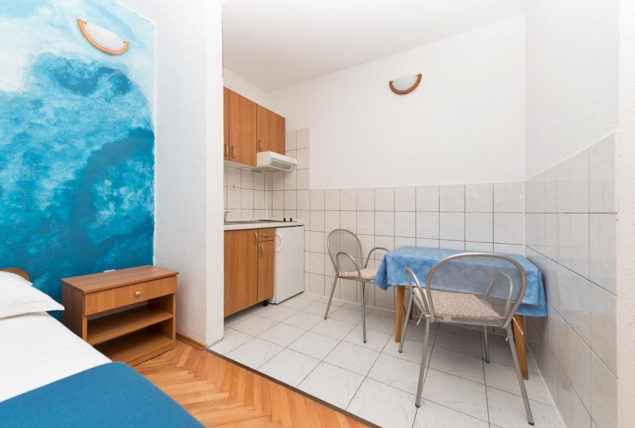 Apartmani Petracie Drvenik  Exterior foto