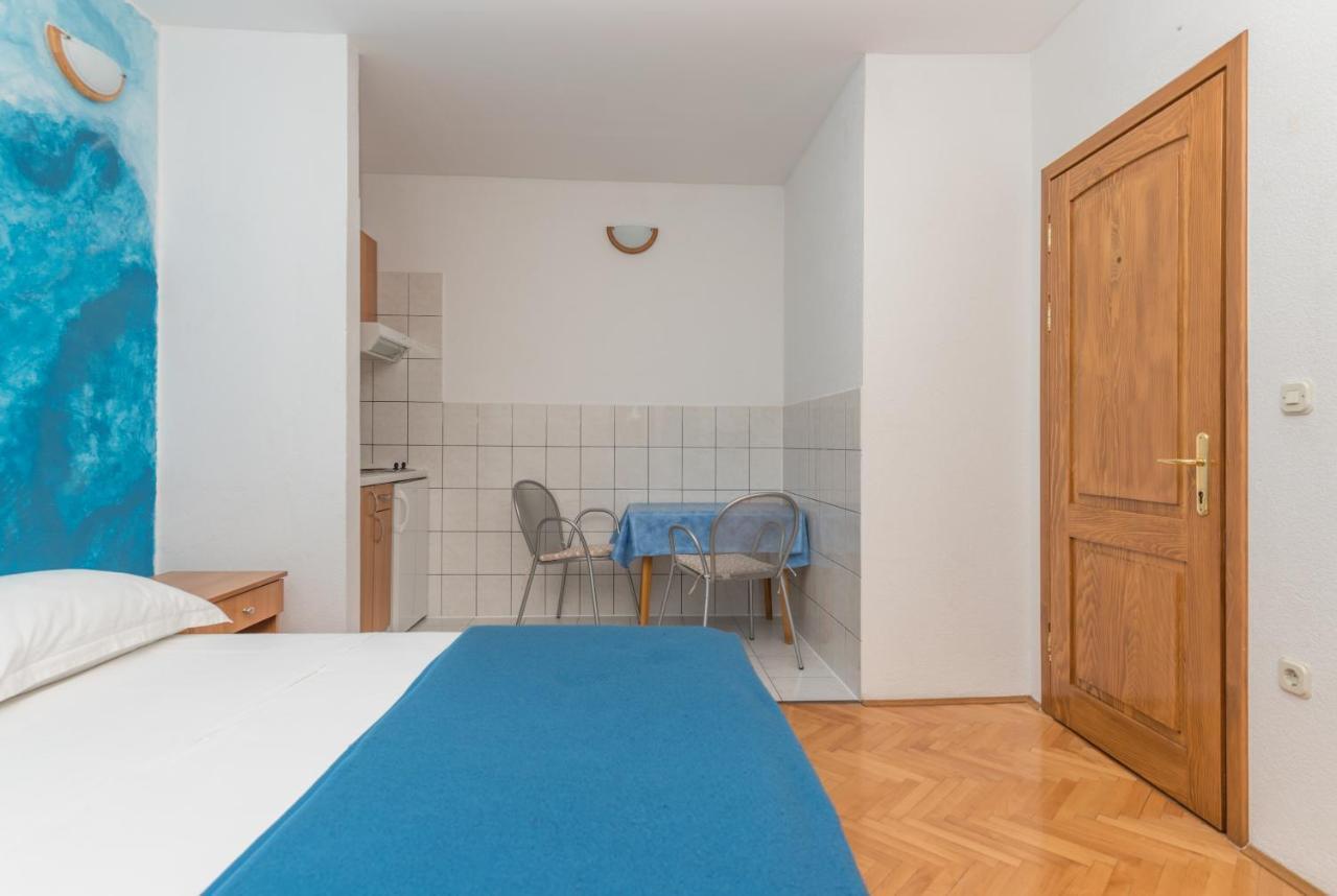 Apartmani Petracie Drvenik  Exterior foto