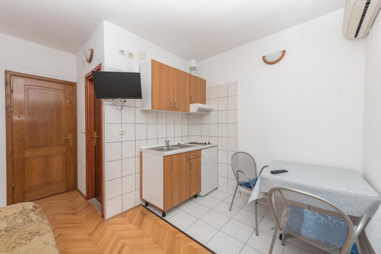 Apartmani Petracie Drvenik  Exterior foto