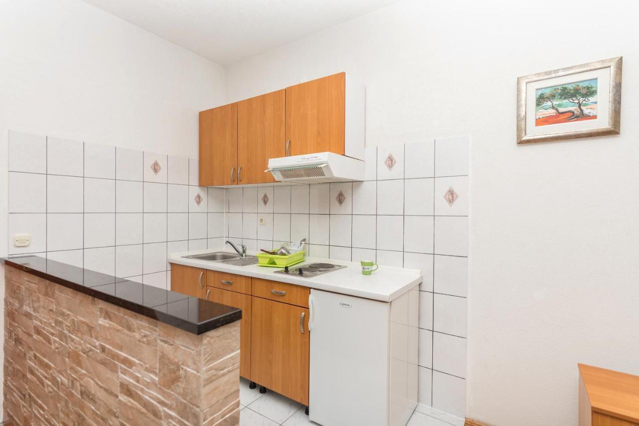 Apartmani Petracie Drvenik  Exterior foto