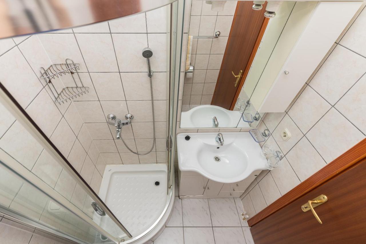 Apartmani Petracie Drvenik  Exterior foto