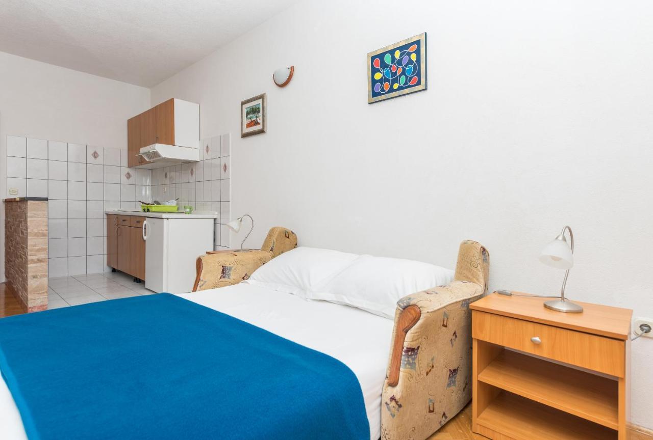 Apartmani Petracie Drvenik  Exterior foto